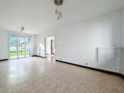 Maison jumelée - 88 m² - 4 pièces