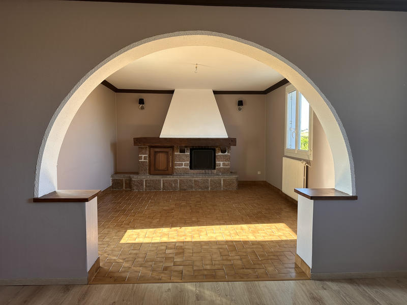 Maison - 132 m² - 8 pièces