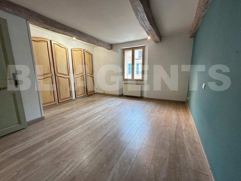 Maison de maîtres - 208 m² - 7 pièces