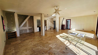 Maison - 170 m² - 3 pièces