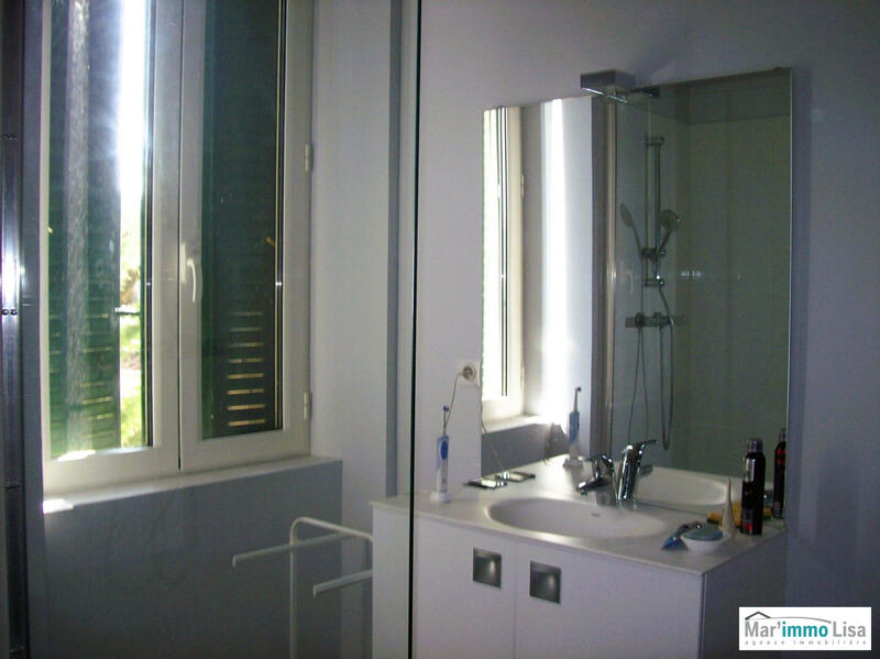 Appartement - 79 m² - 3 pièces