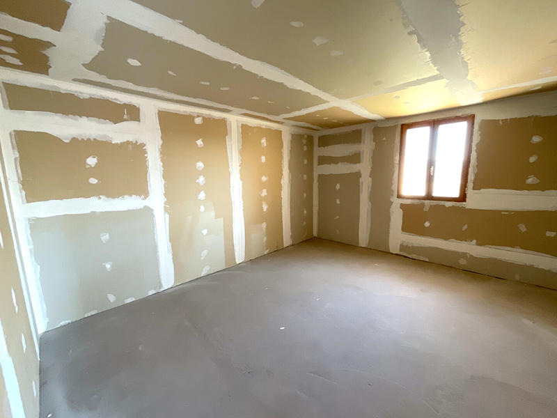 Maison - 220 m² - 7 pièces