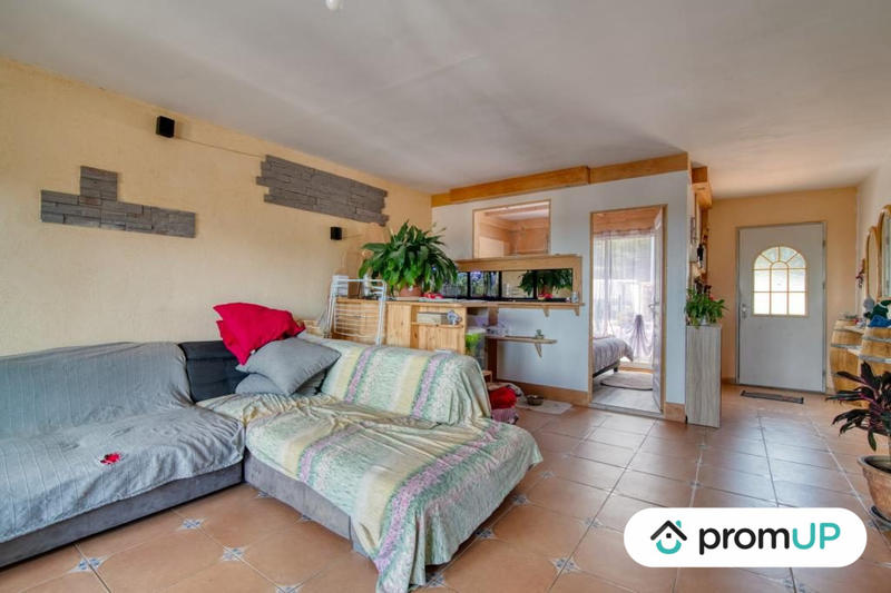 Maison - 285 m² - 10 pièces