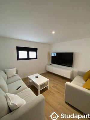 Chambre - 12 m² - 1 pièce