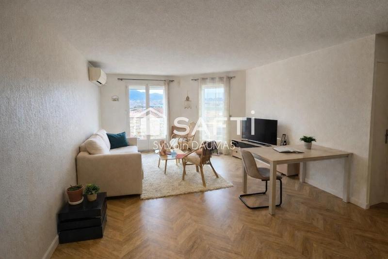 Appartement - 64 m² - 3 pièces