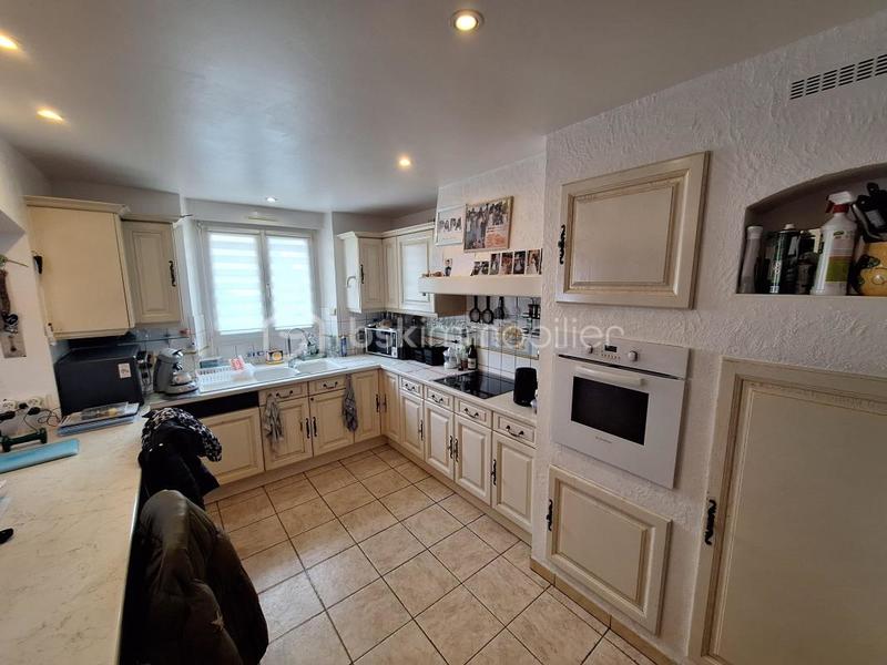 Maison - 130 m² - 6 pièces