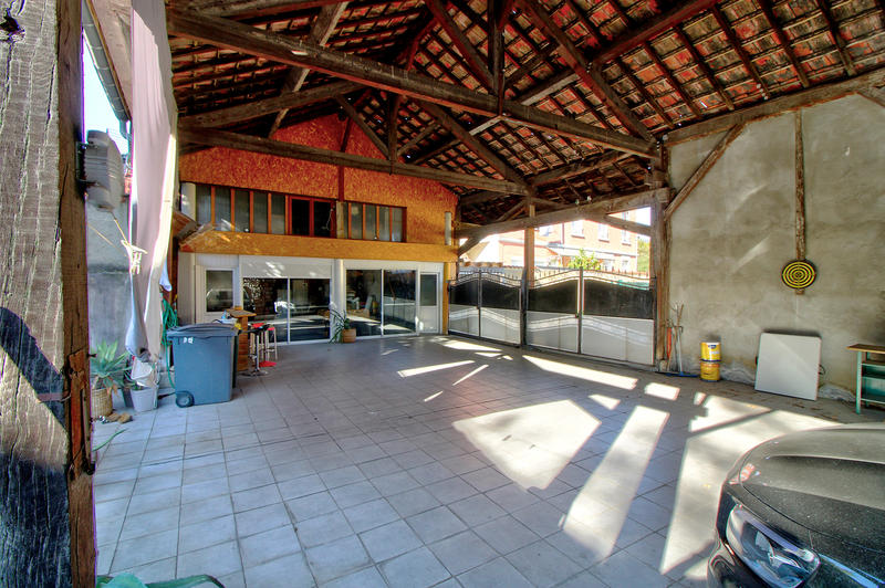 Propriété - 250 m² - 2 pièces