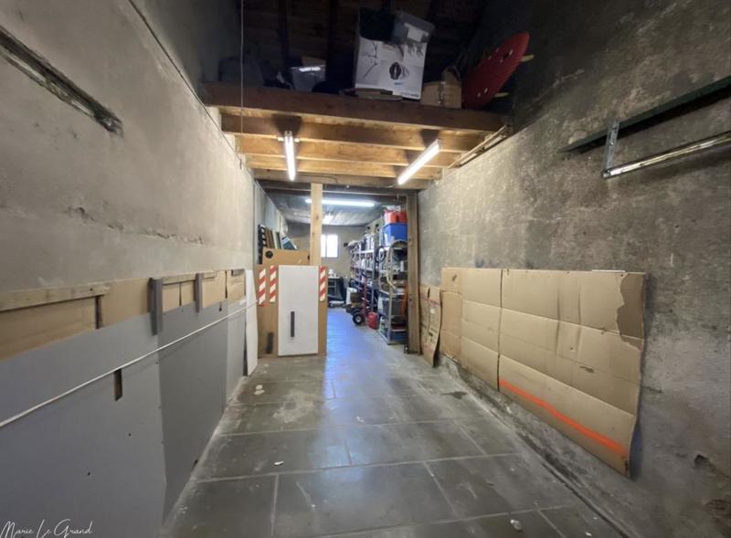 Maison - 203 m² - 7 pièces