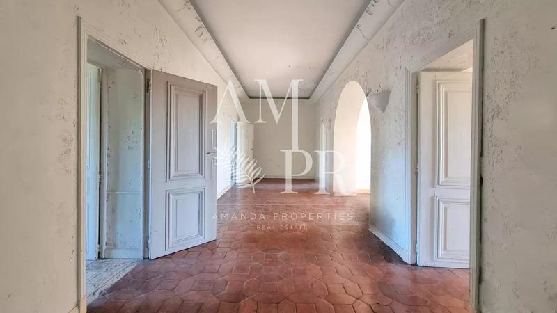 Appartement - 174 m² - 6 pièces