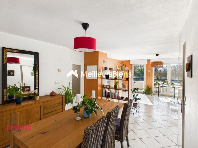 Appartement - 124 m² - 5 pièces