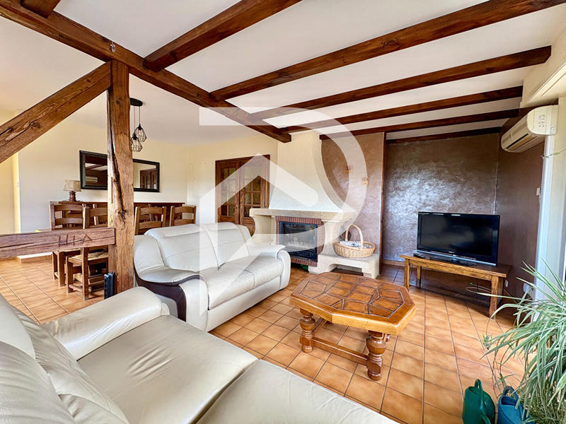 Maison - 1 m² - 7 pièces