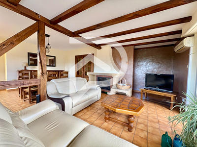 Maison - 1 m² - 7 pièces