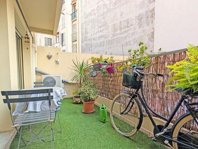 Appartement - 85 m² - 4 pièces