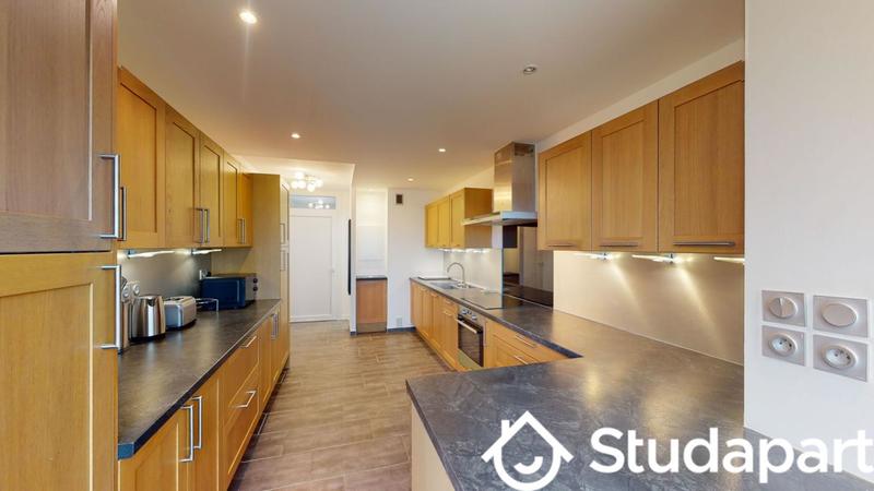 Chambre - 11 m² - 1 pièce