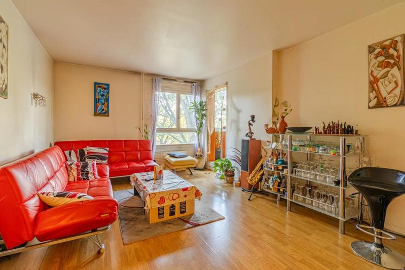 Appartement - 81 m² - 4 pièces