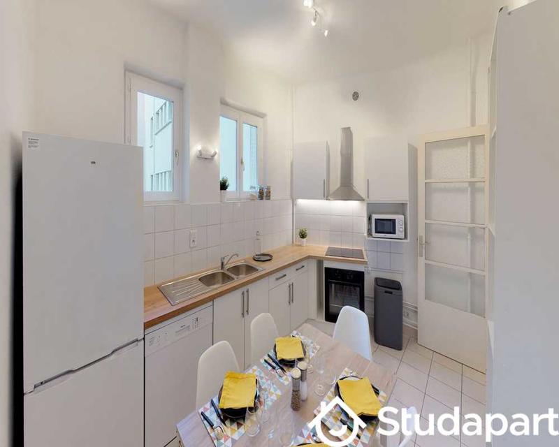 Chambre - 110 m² - 1 pièce