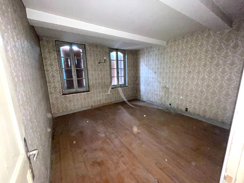 Immeuble - 152 m² - 6 pièces