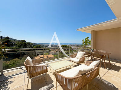 Appartement - 116 m² - 4 pièces