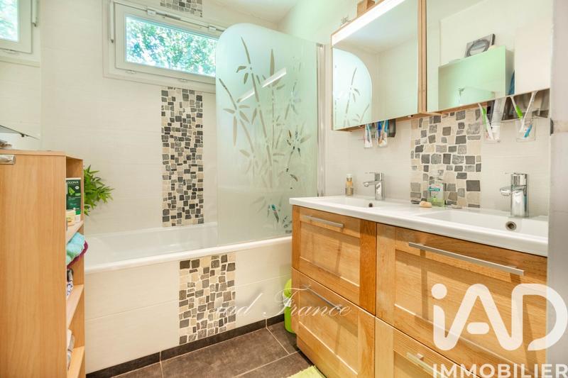 Appartement - 100 m² - 5 pièces