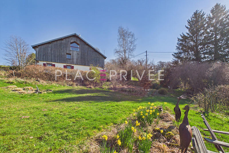 Maison - 241 m² - 9 pièces