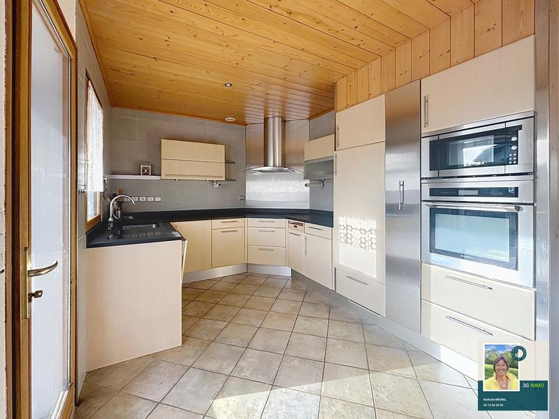 Villa - 158 m² - 7 pièces