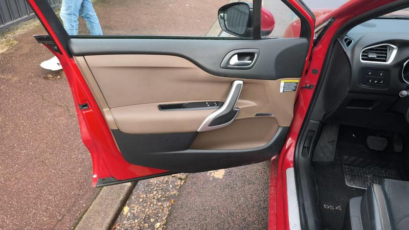 Ds Ds 4 1.6 Thp 165 Bva6 So Chic