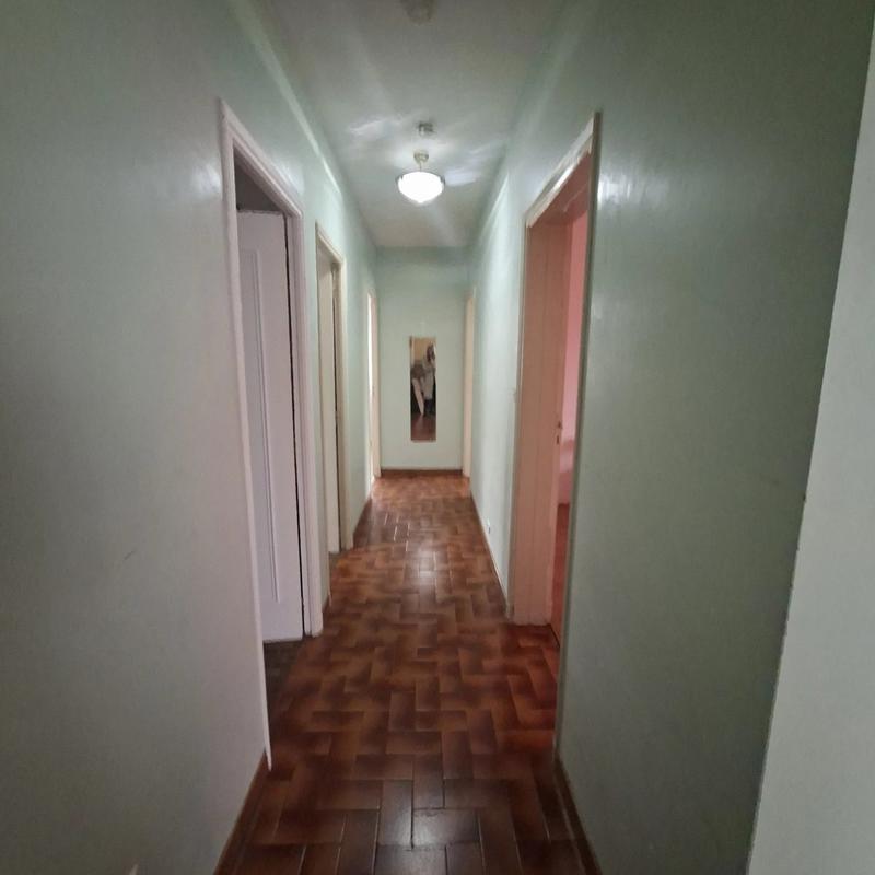 Maison - 266 m² - 5 pièces