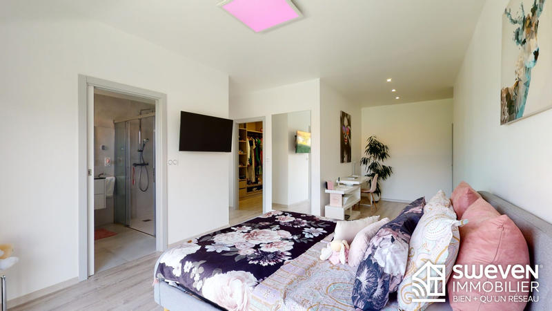 Villa - 250 m² - 7 pièces