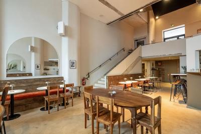 Local commercial - 180 m² - 1 pièce