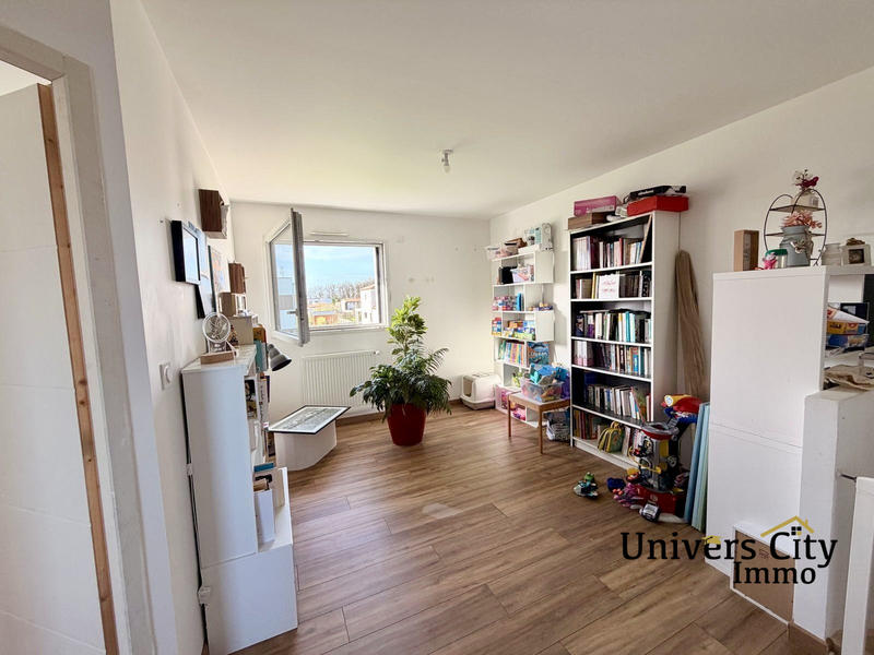 Maison contemporaine - 109 m² - 6 pièces