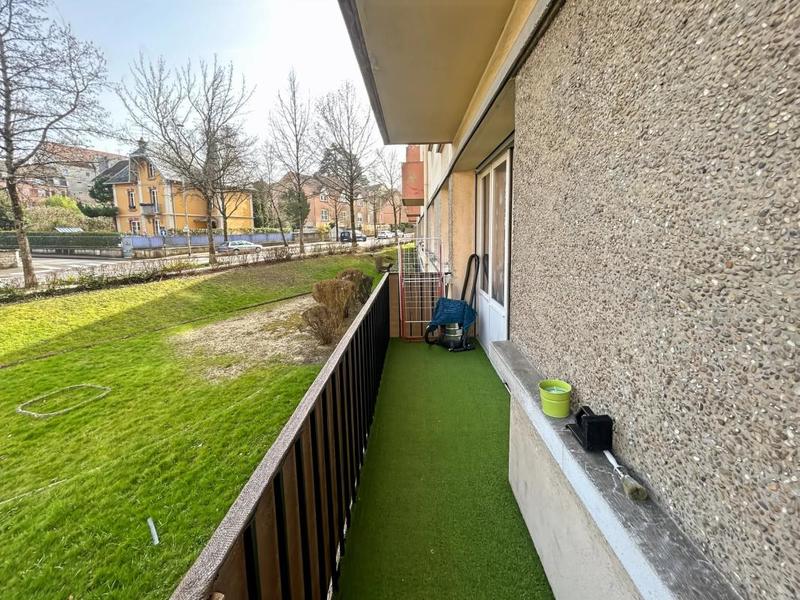 Appartement - 90 m² - 4 pièces