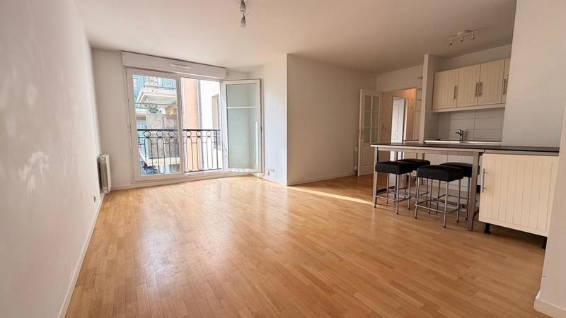 Appartement - 64 m² - 3 pièces