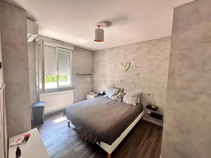 Appartement - 82 m² - 3 pièces