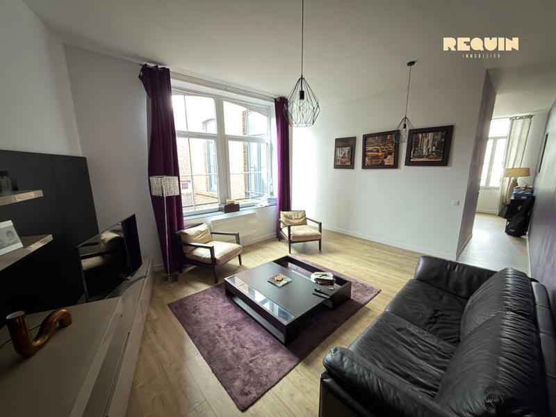 Appartement - 96 m² - 5 pièces
