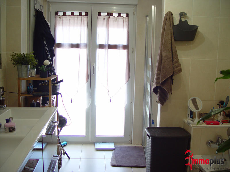 Maison - 93 m² - 5 pièces