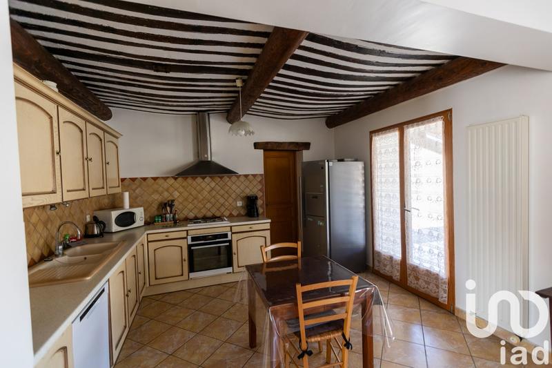 Maison - 980 m² - 5 pièces