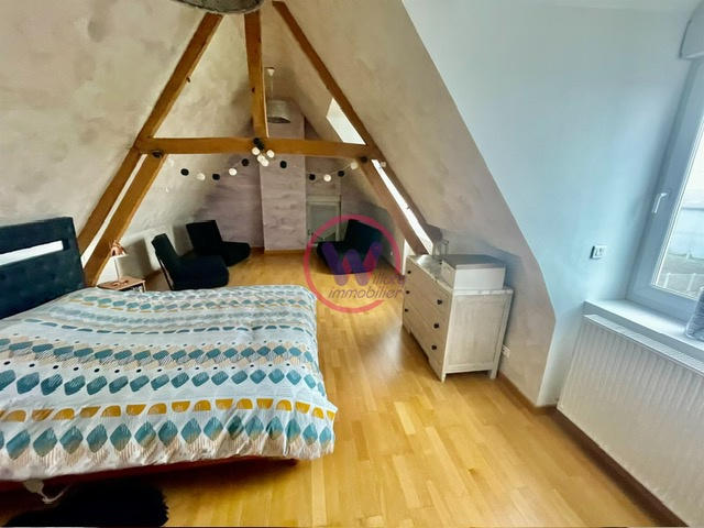 Maison - 227 m² - 10 pièces