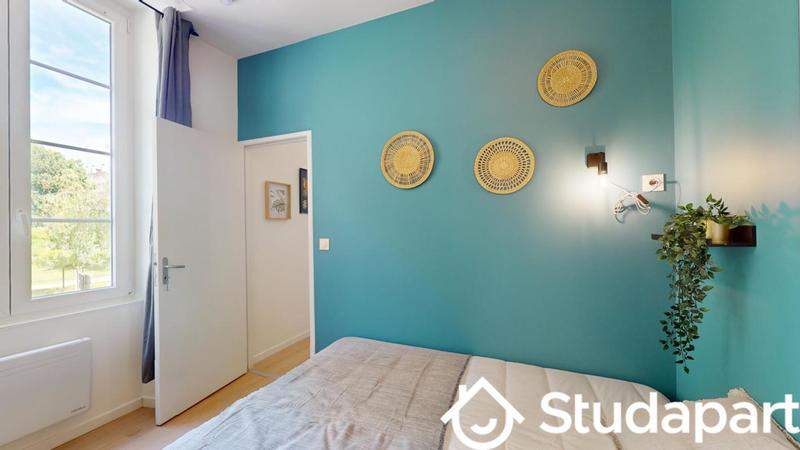 Chambre - 9 m² - 1 pièce