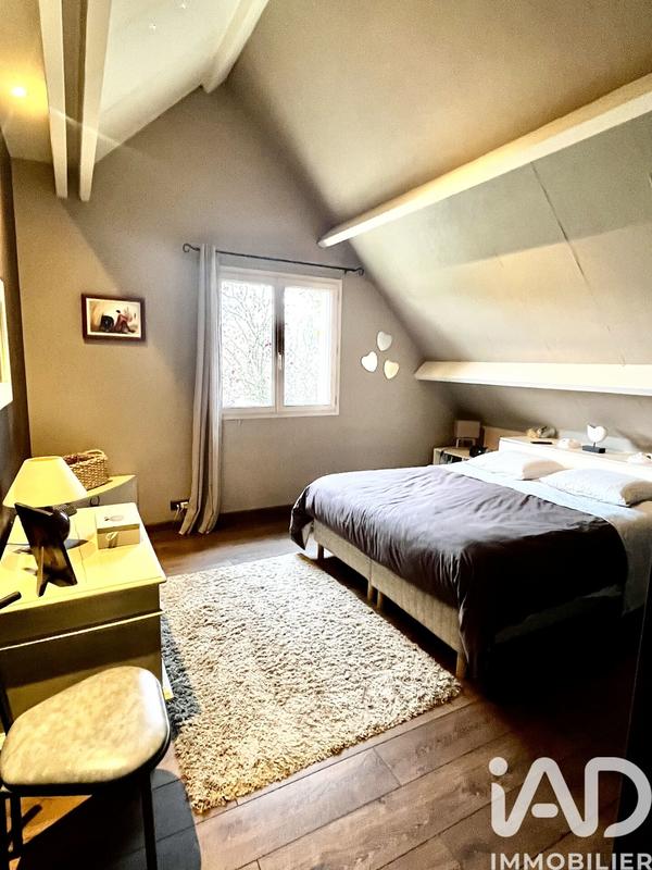 Maison - 176 m² - 7 pièces