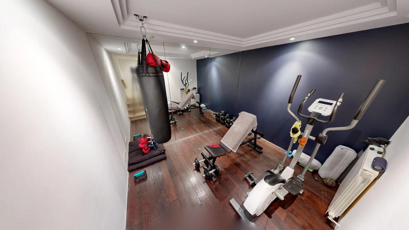 Maison - 200 m² - 6 pièces