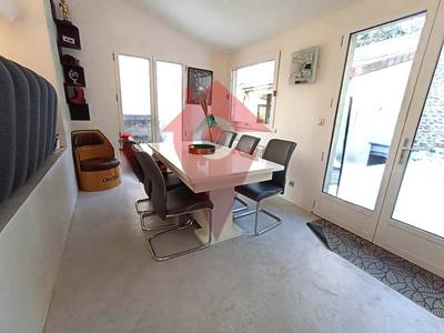 Maison de village - 110 m² - 5 pièces