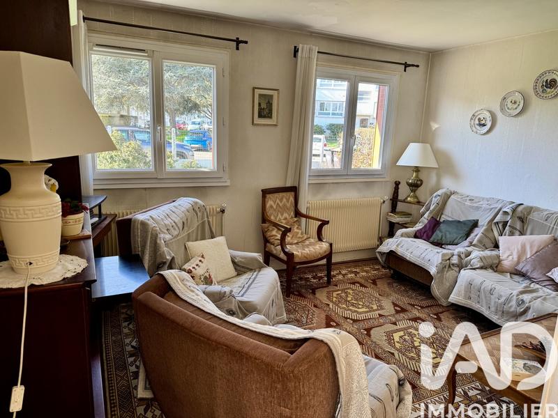 Maison - 96 m² - 5 pièces