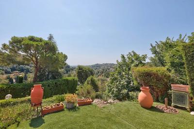 Maison - 308 m² - 10 pièces