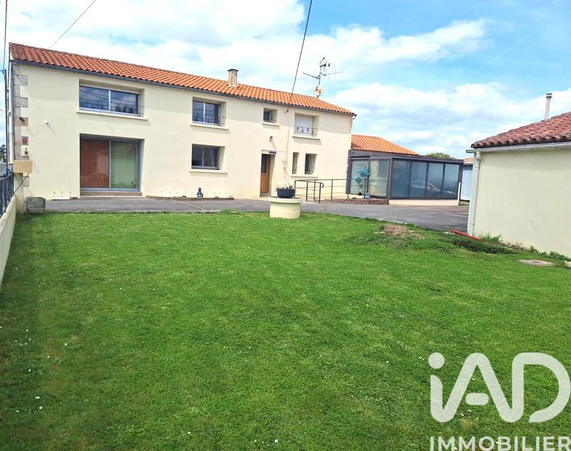 Maison - 167 m² - 6 pièces