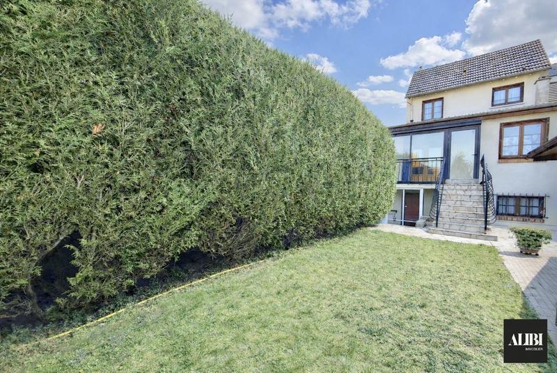 Maison ancienne - 85 m² - 5 pièces