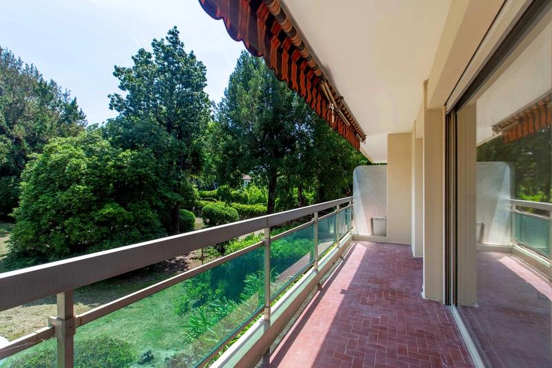 Appartement - 95 m² - 4 pièces