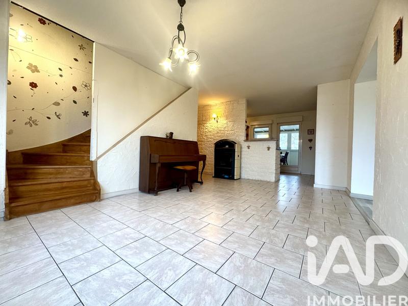 Maison - 239 m² - 5 pièces
