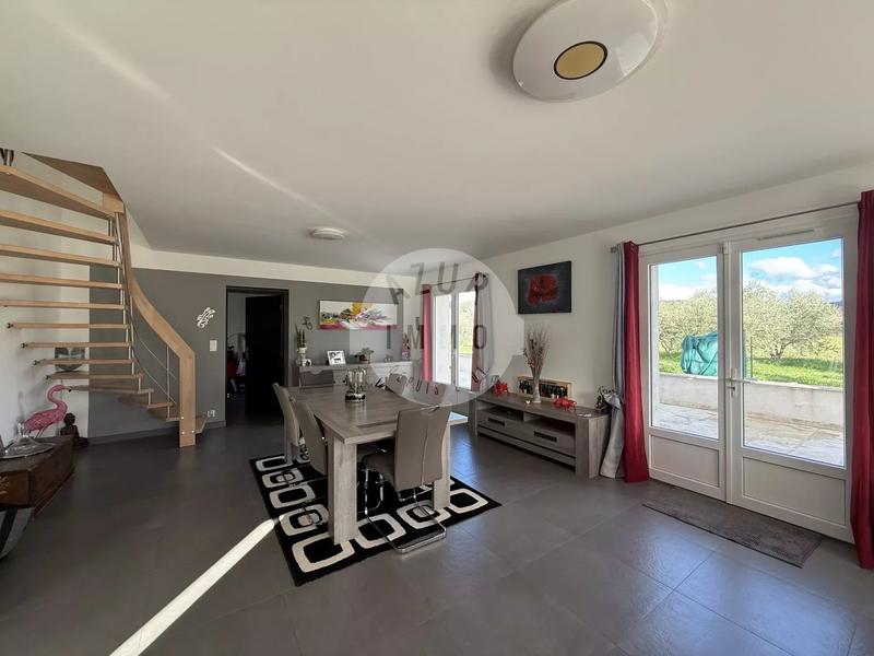 Maison - 125 m² - 5 pièces