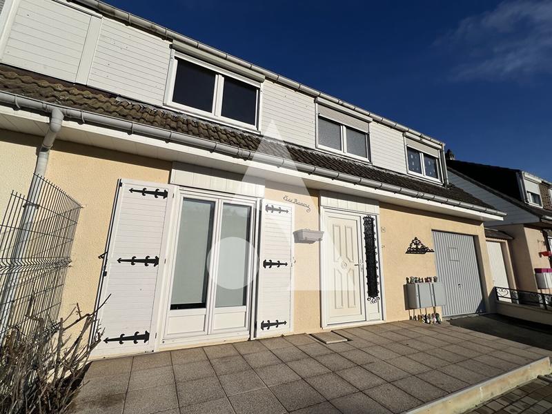 Maison - 102 m² - 5 pièces