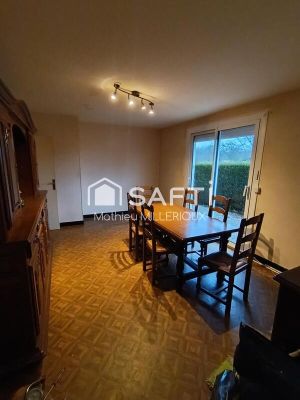 Maison - 94 m² - 6 pièces